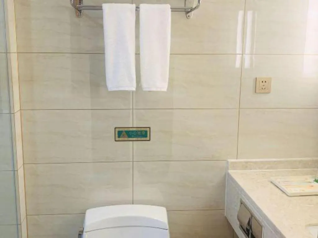 ***  Vienna Hotel Zhengzhou Fengchan Road Fortune Plaza China