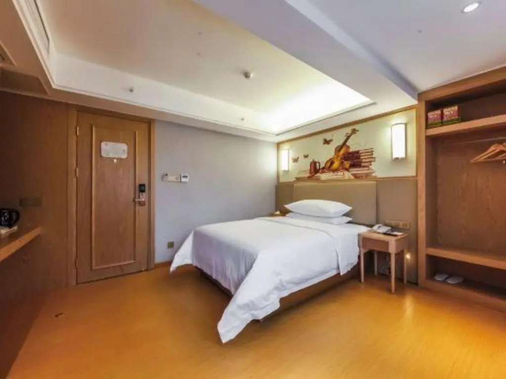 Vienna Hotel Zhengzhou Fengchan Road Fortune Plaza