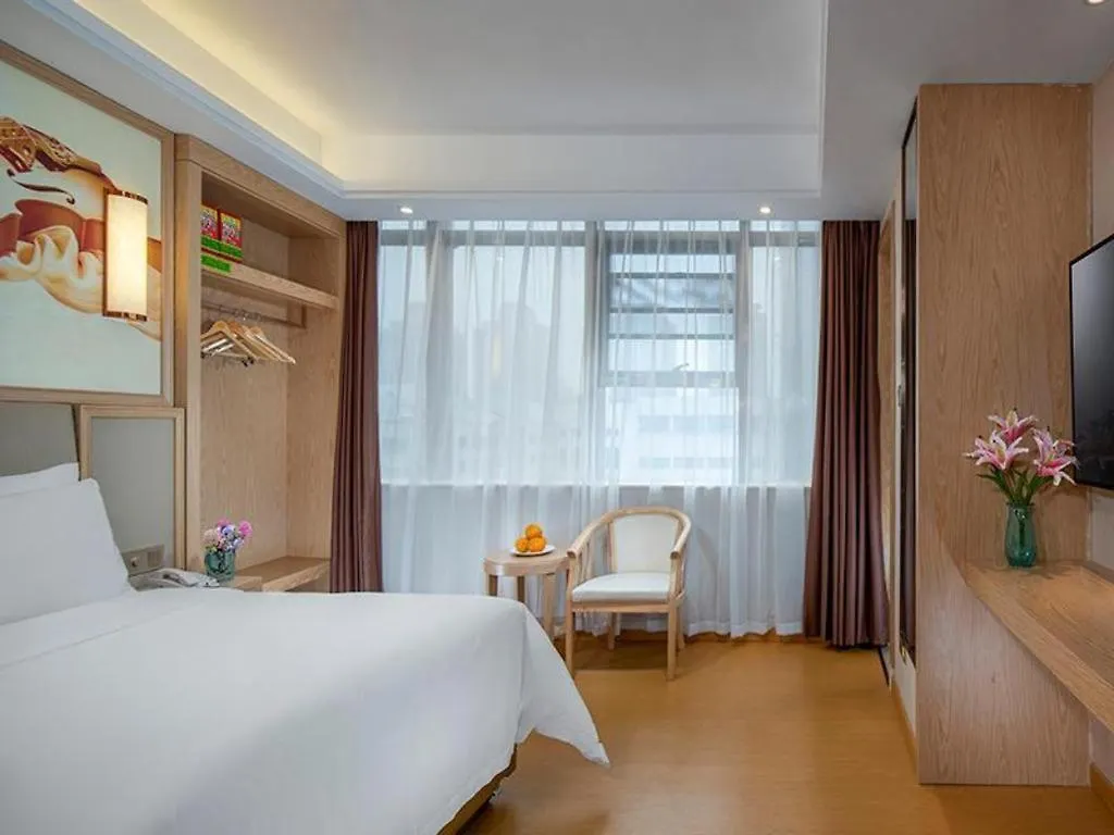 Vienna Hotel Zhengzhou Fengchan Road Fortune Plaza Kina