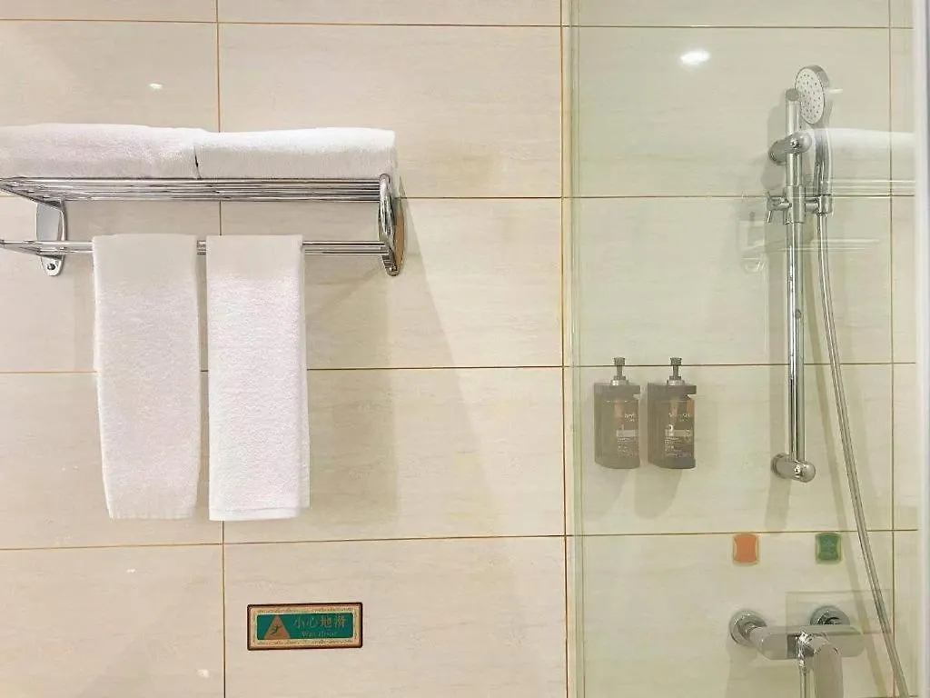 Vienna Hotel Zhengzhou Fengchan Road Fortune Plaza Kina